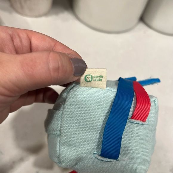 KiwiCo Panda Crate Sensory Cube - Picture 4 of 9